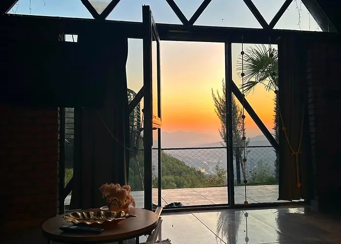 山林小屋 Sakaryabungalow